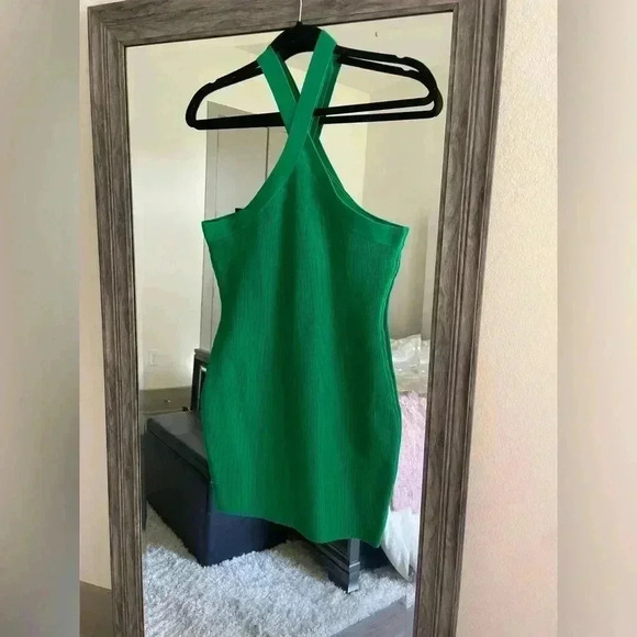 Akaiv green cross neck Bodycon mini dress - Picture 3 of 3